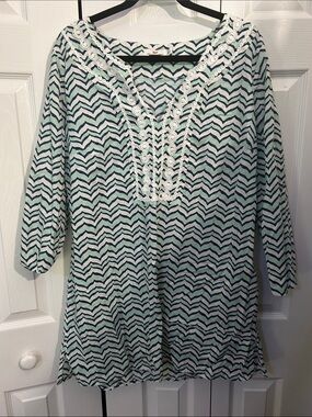 Vineyard Vines Mint and Navy Chevron Tunic with Lace Trim